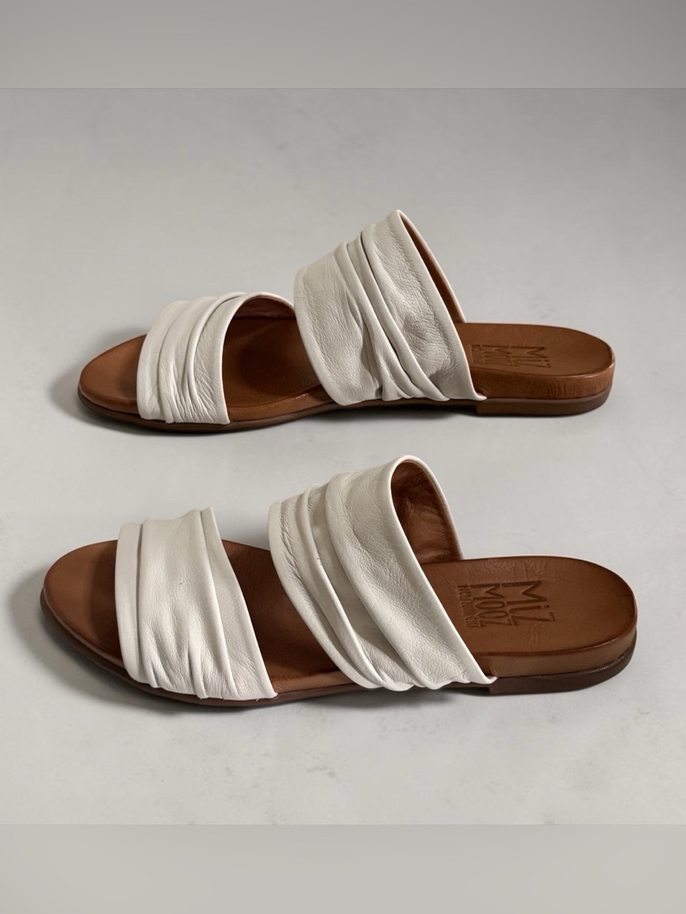 Miz Mooz Tevin Women's White Leather Ruched Double-Band Slide Sandals! Sz 41/10 - Picture 4 of 15